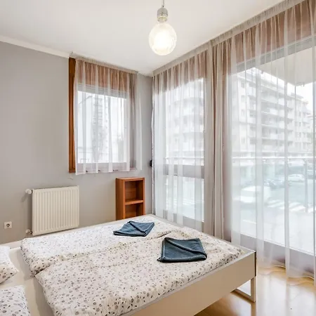 Appartement Downtown Karpat 9